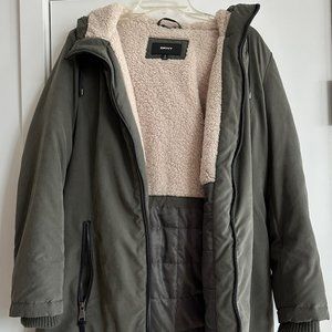 DKNY green hooded coat puffer shearling